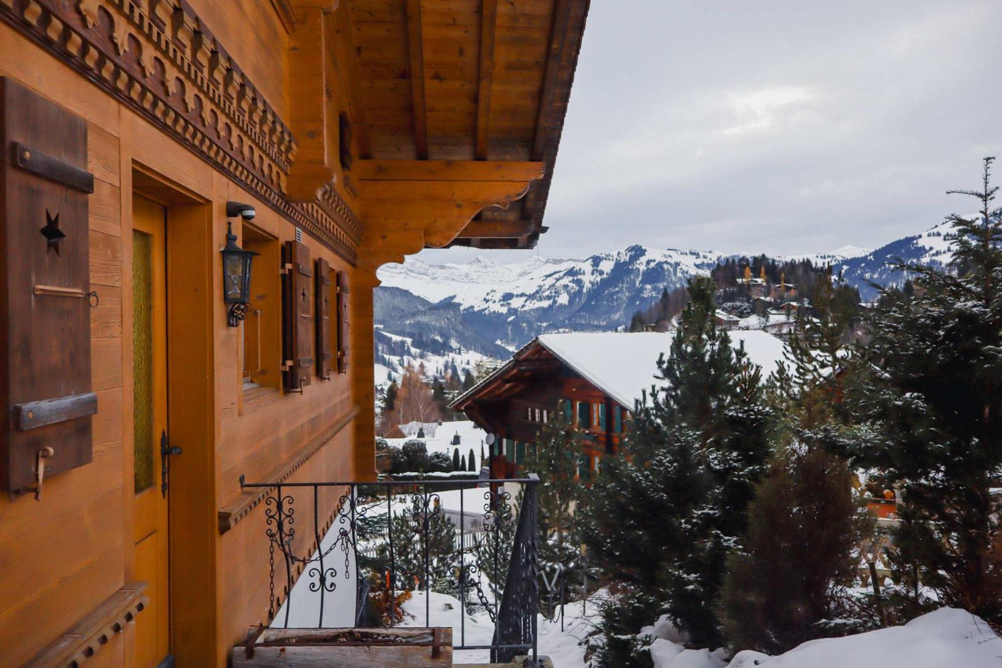 Gstaad Blue Sky Chalet Villa Exterior photo